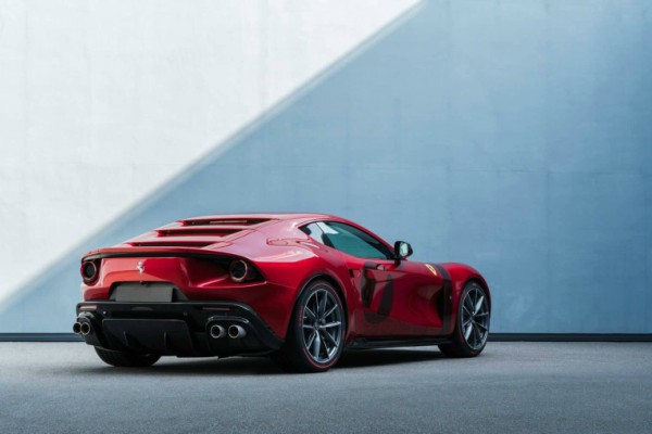 Ferrari Omologata – dokaz da novac kupuje sreću