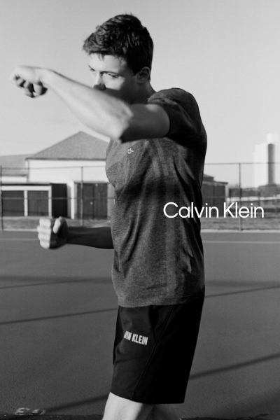 Calvin Klein predstavlja prolećnu kolekciju namenjenu aktivnim muškarcima