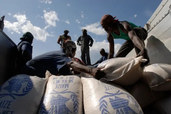 UN pruža Masku plan za trošenje njegovog novca za rešavanje pitanja gladi u svetu