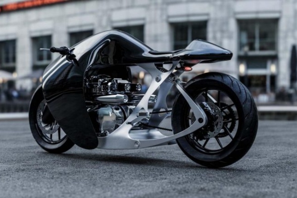 Bandit9 predstavlja futuristički motocikl inspirisan ražama