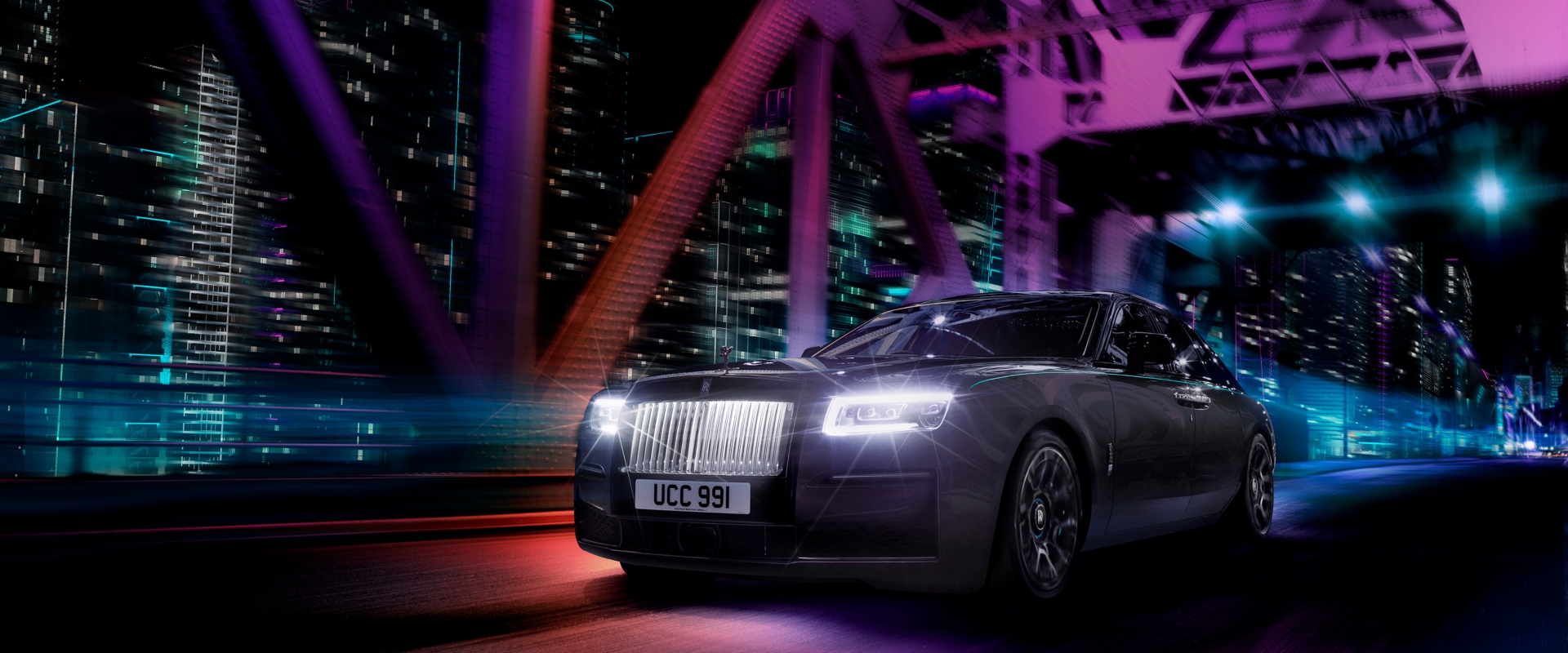 Rolls Royce predstavlja najčistiju mračnu viziju luksuza – Black Badge Ghost