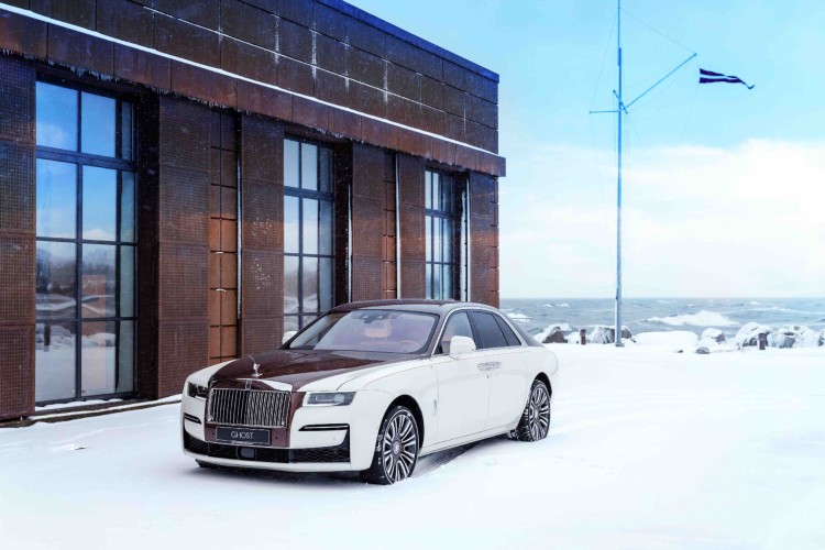 ghost-amber-roads-novo-bespoke-izdanje-rolls-royce-brenda-2