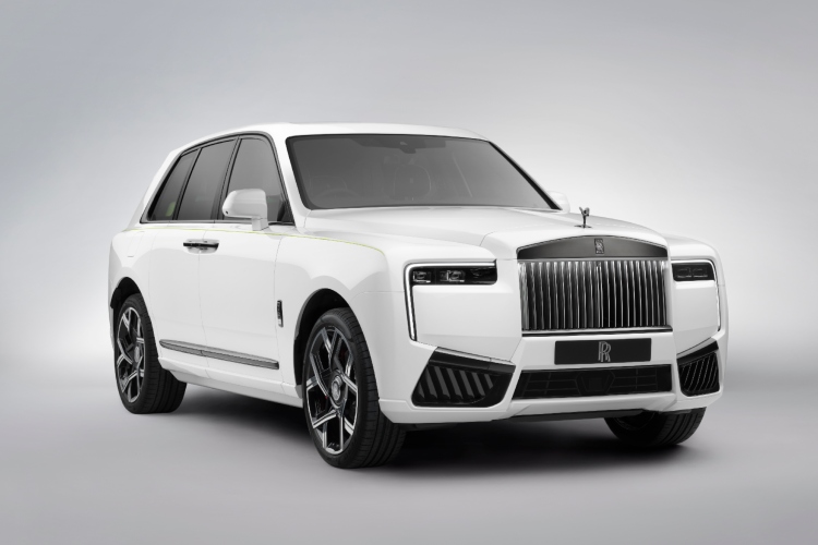 rolls-royce-predstavlja-black-badge-cullinan-series-ii-evoluirani-alter-ego-1