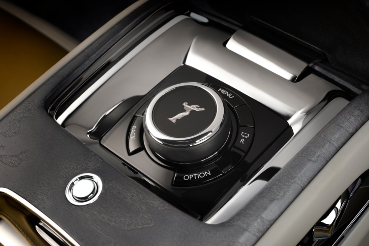rolls-royce-predstavlja-cullinan-series-ii-hrabra-evolucija-vrhunskog-luksuznog-suv-13