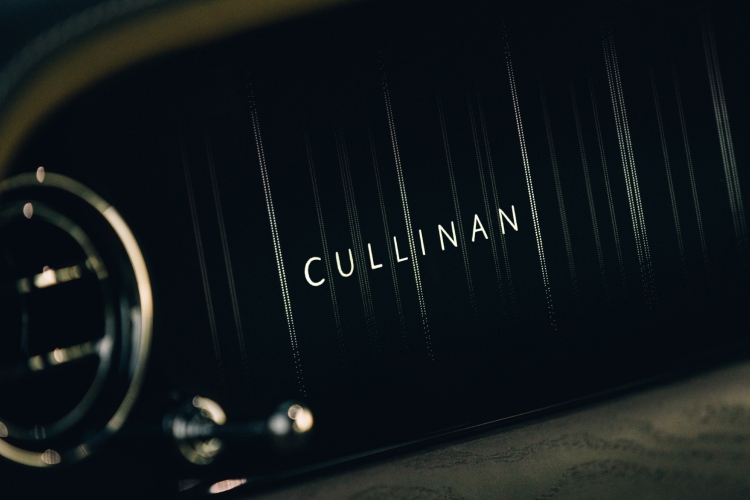 rolls-royce-predstavlja-cullinan-series-ii-hrabra-evolucija-vrhunskog-luksuznog-suv-19