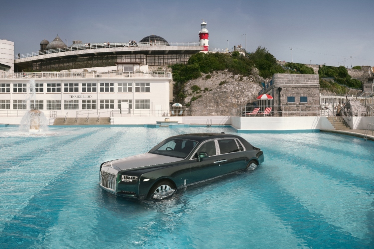 sto-godina-rolls-royce-phantom-modela-muzicko-putovanje-od-sansone-do-rokenrola-popa-i-repa-11
