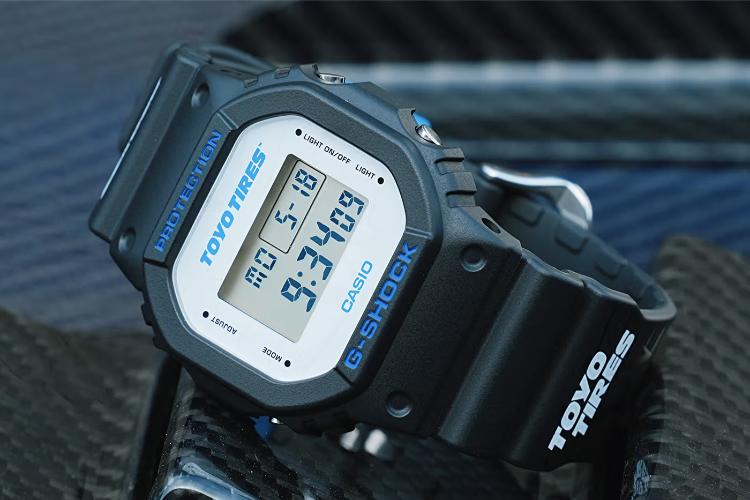 g-shock-dw5600tt25-1-toyo-tires-proxes-sport-r-motorsport-muski-satovi-muski-magazin