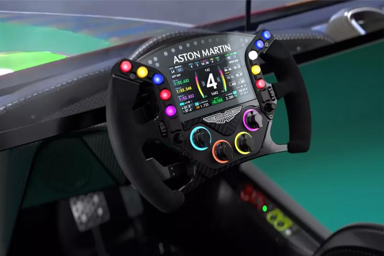 aston-martin-amr-c01-r-hypercar-edition-simulator-trkanja-valkyrie-le-man-motorsport-muski-magazin-5