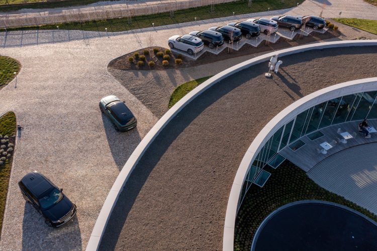 range-rover-ekata-estate-sumadija-range-rover-sport-sv-luksuzni-suv-dogadjaj-srbija-5