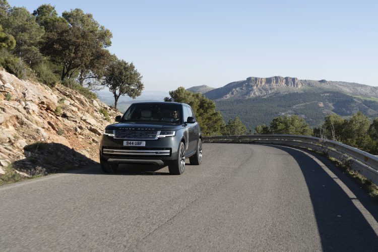 range-rover-electric-2026-elektricni-luksuzni-suv-automobili-22