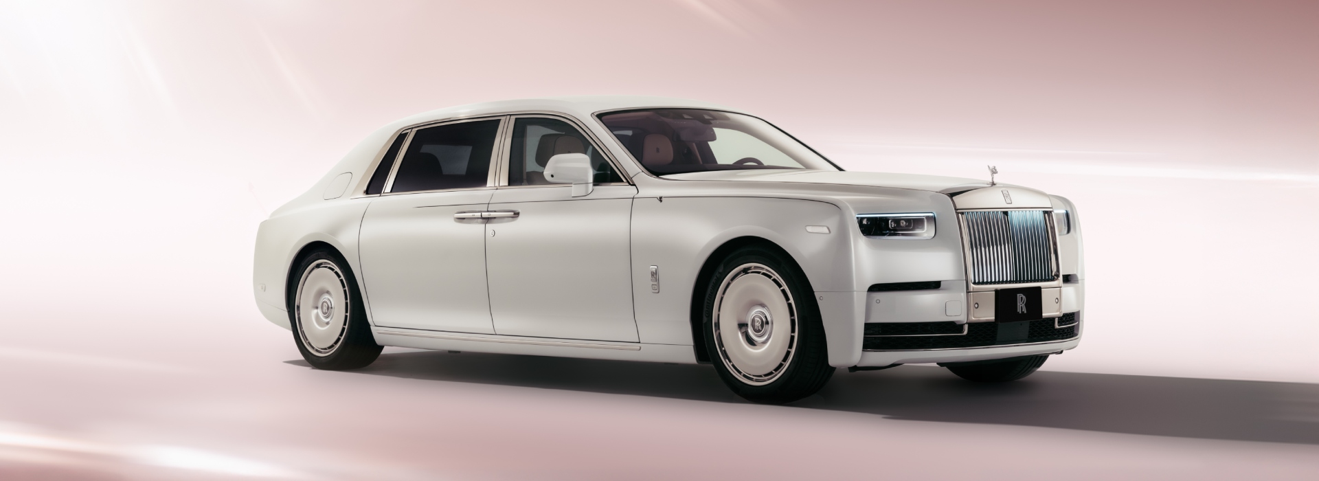 Rolls-Royce Phantom Cherry Blossom: Cvetna poema o prolaznosti, uspomenama i bezvremenoj eleganciji
