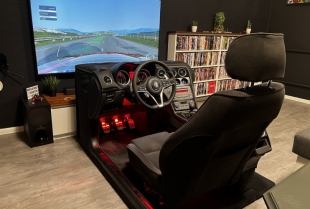 Kreirao simulator od pravih auto delova za ultimativno uživanje u virtuelnim trkama