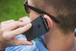 Veće su šanse da ćete smuvati neku devojku ako imate iPhone