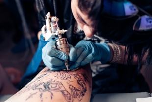 Kako da napravite privremenu tetovažu