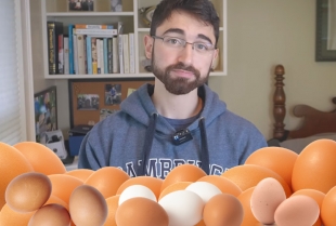 Čovek pojeo preko 700 jaja za mesec dana da dokaže da ne povećavaju “loš” holesterol