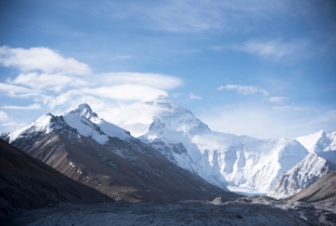 Everest za sedam dana: Koliko košta da se popneš na „krov sveta“ 2025. godine?