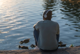 Šta polako, ali sigurno uništava muško mentalno zdravlje?