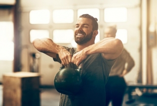 Plivanje, trčanje, hodanje ili bicikl: šta zaista topi salo najbrže (i šta je zapravo najbolji izbor)